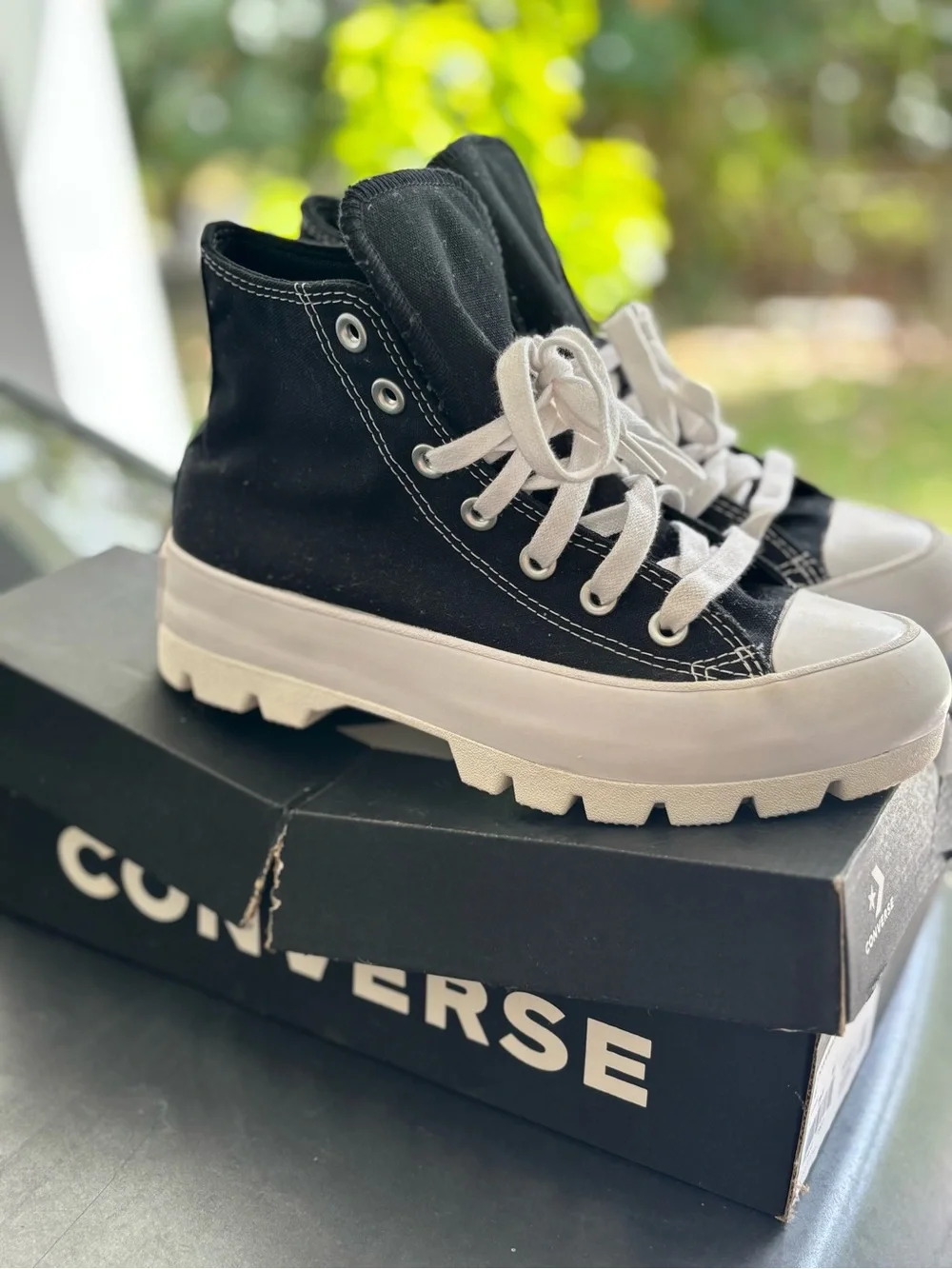 Converse Chuck Taylor Lugged Platform High Top Black/White Size 6
